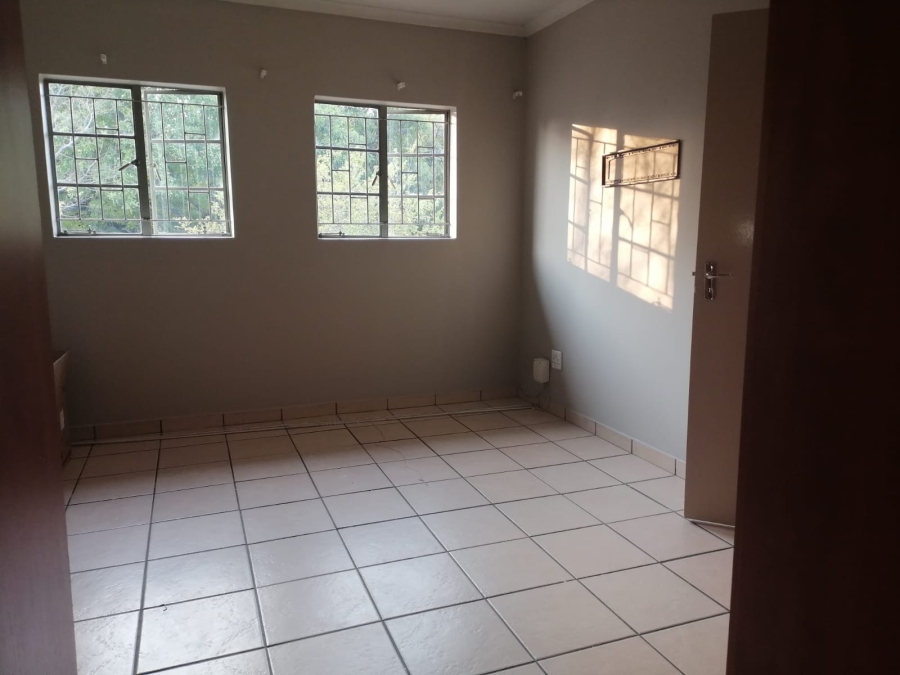 To Let 3 Bedroom Property for Rent in Waterval East North West